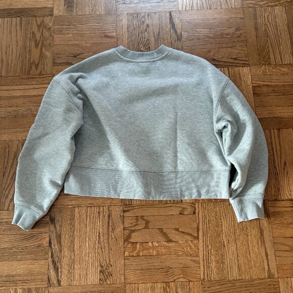 Everlane Luxe Fleece Sweatshirt in Vintage Heather Grey - Picture 3 of 5